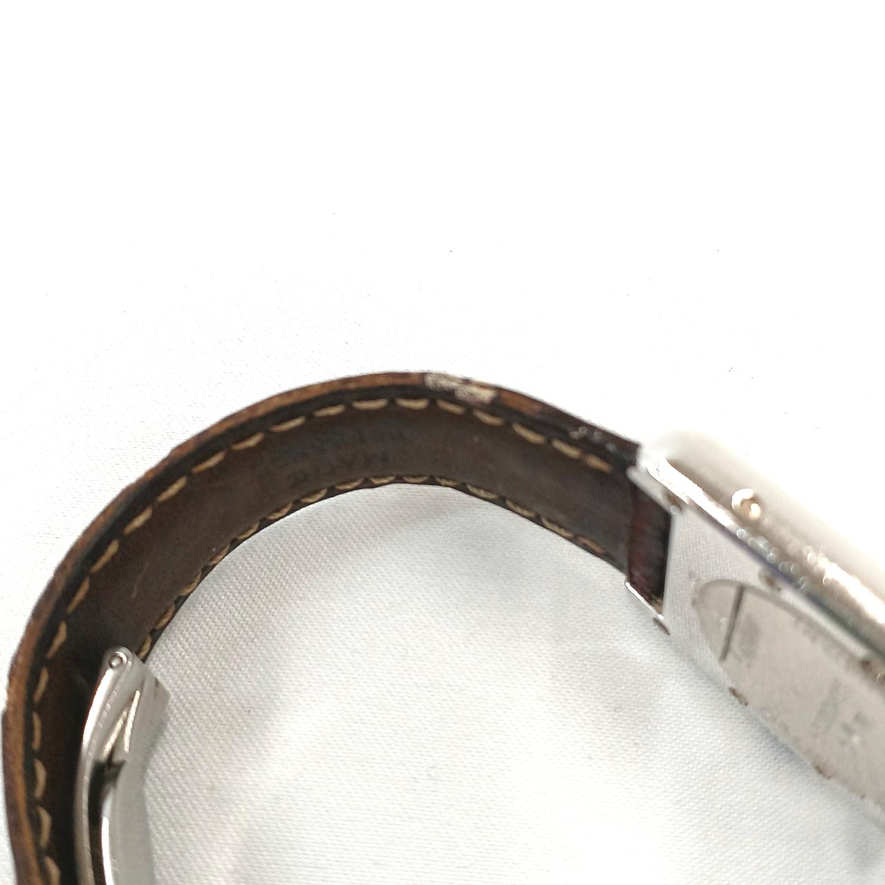 小さなキズあり。