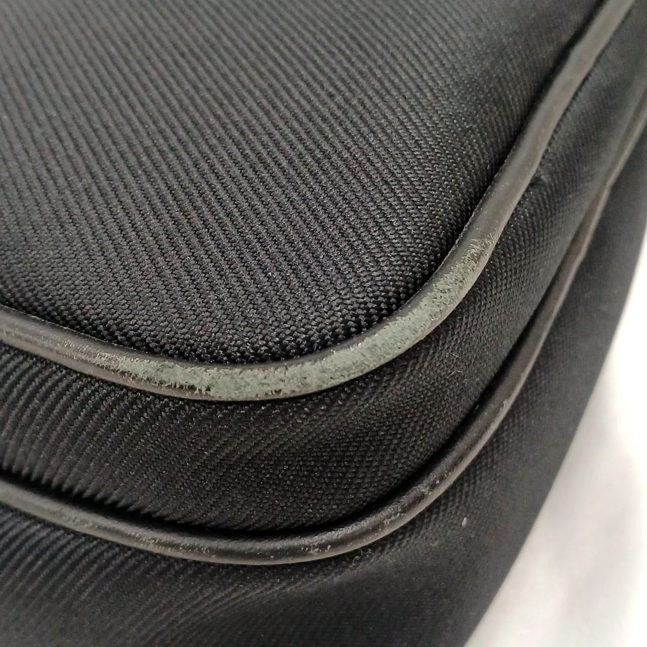 縁全体的に擦れあり