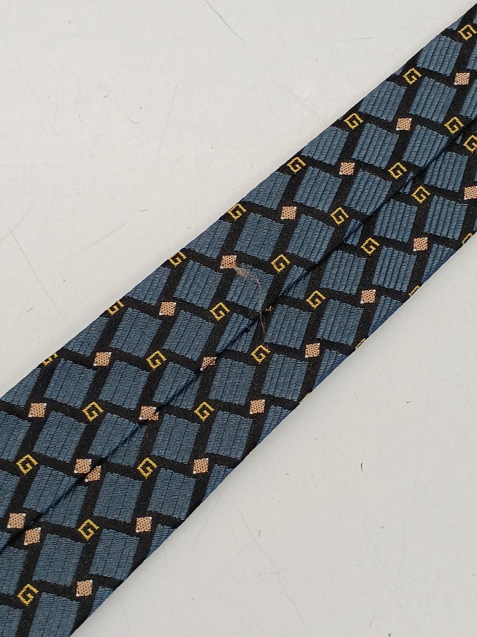 裏側ほつれ少々あり