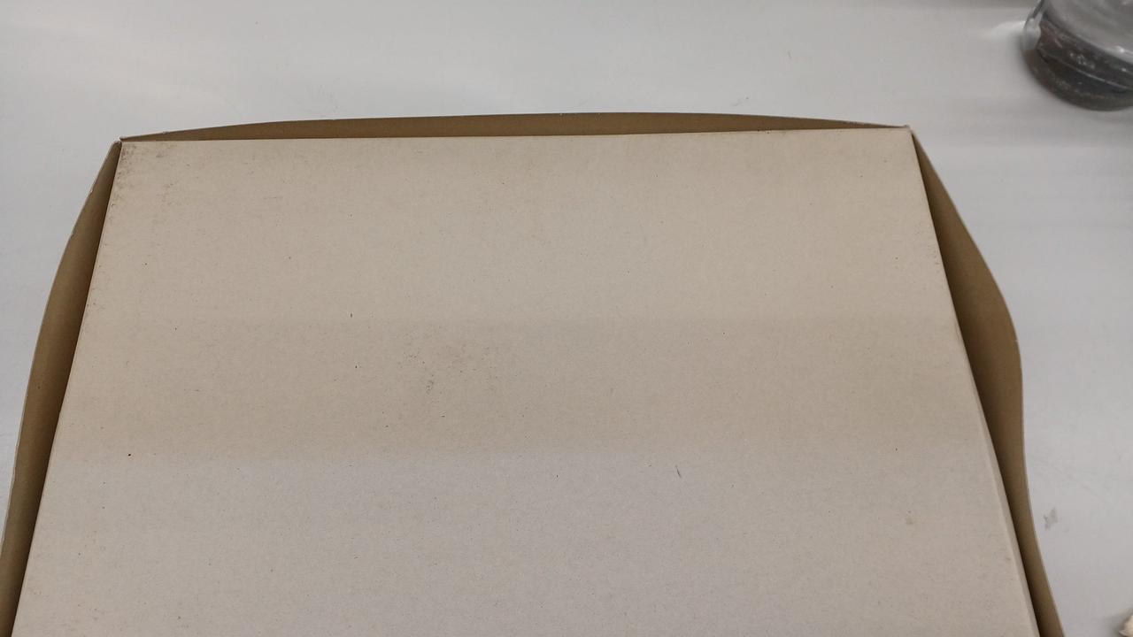 日焼けしてます。