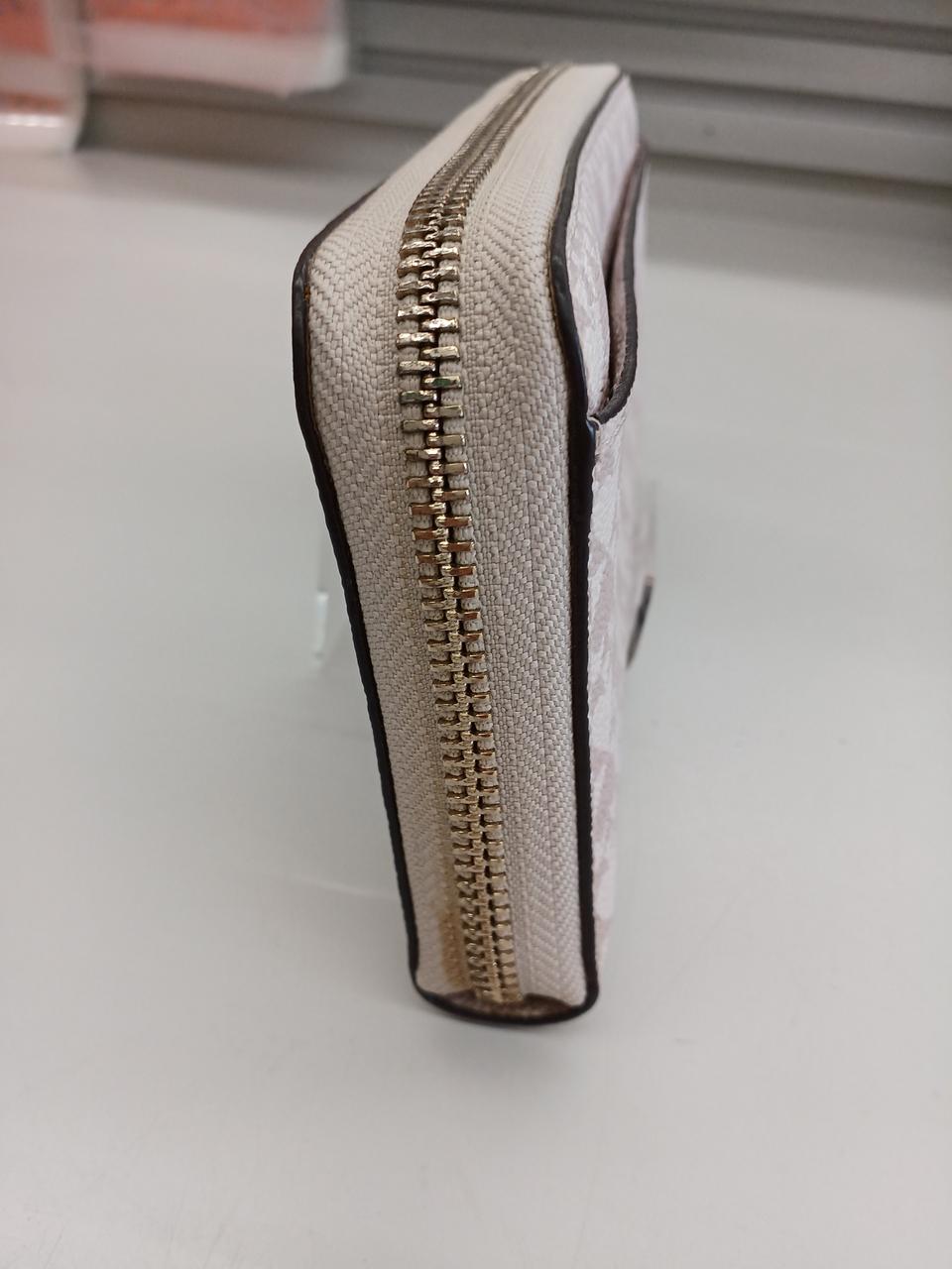 シミがあります