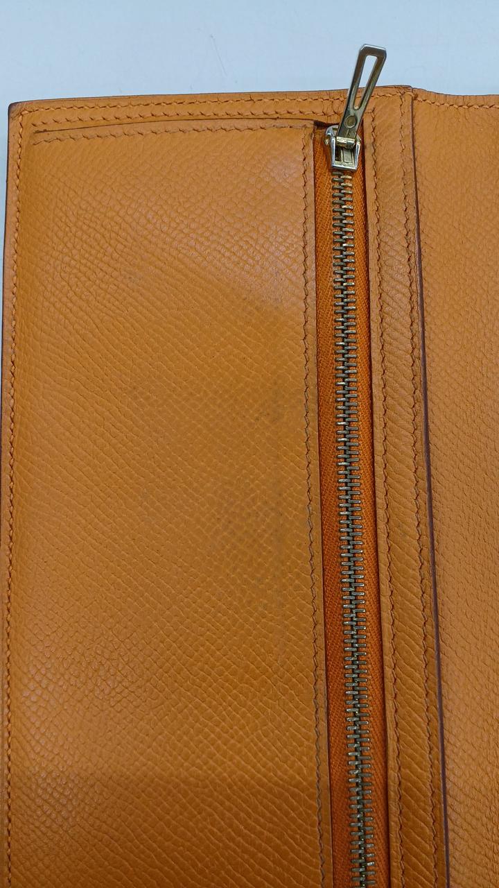 汚れてくすんでいます