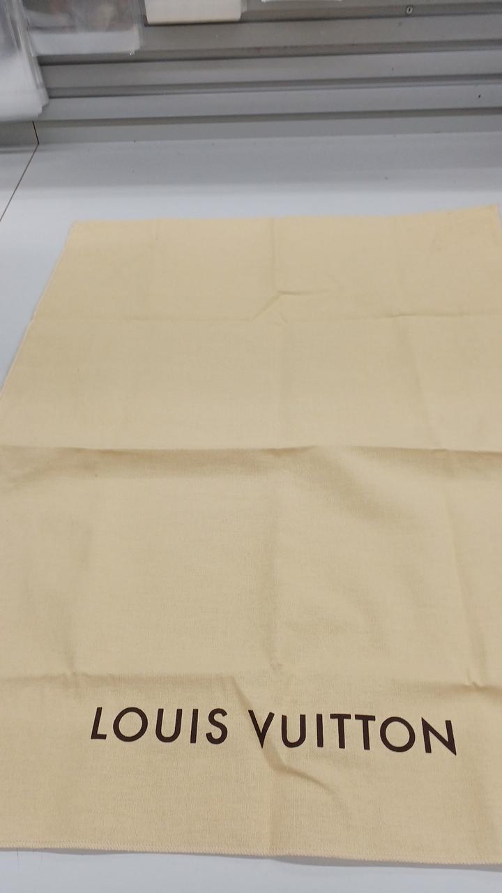 保護袋付属です