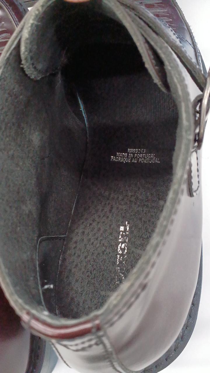 右足中敷きにスレがあります