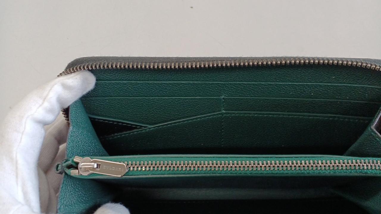 ガード入れのカットがおしゃれです