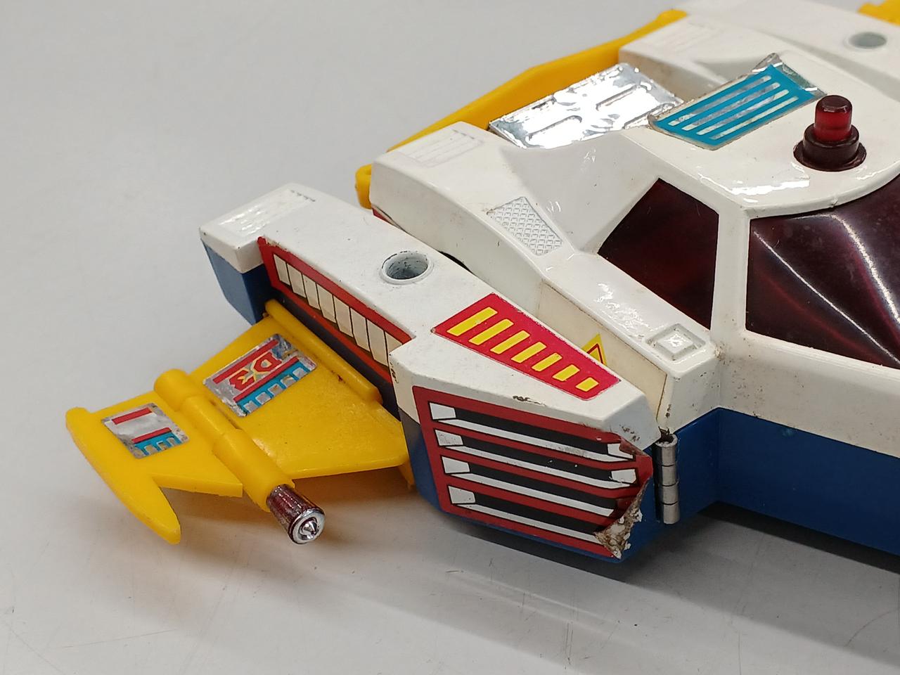 シール剥がれ、汚れあり