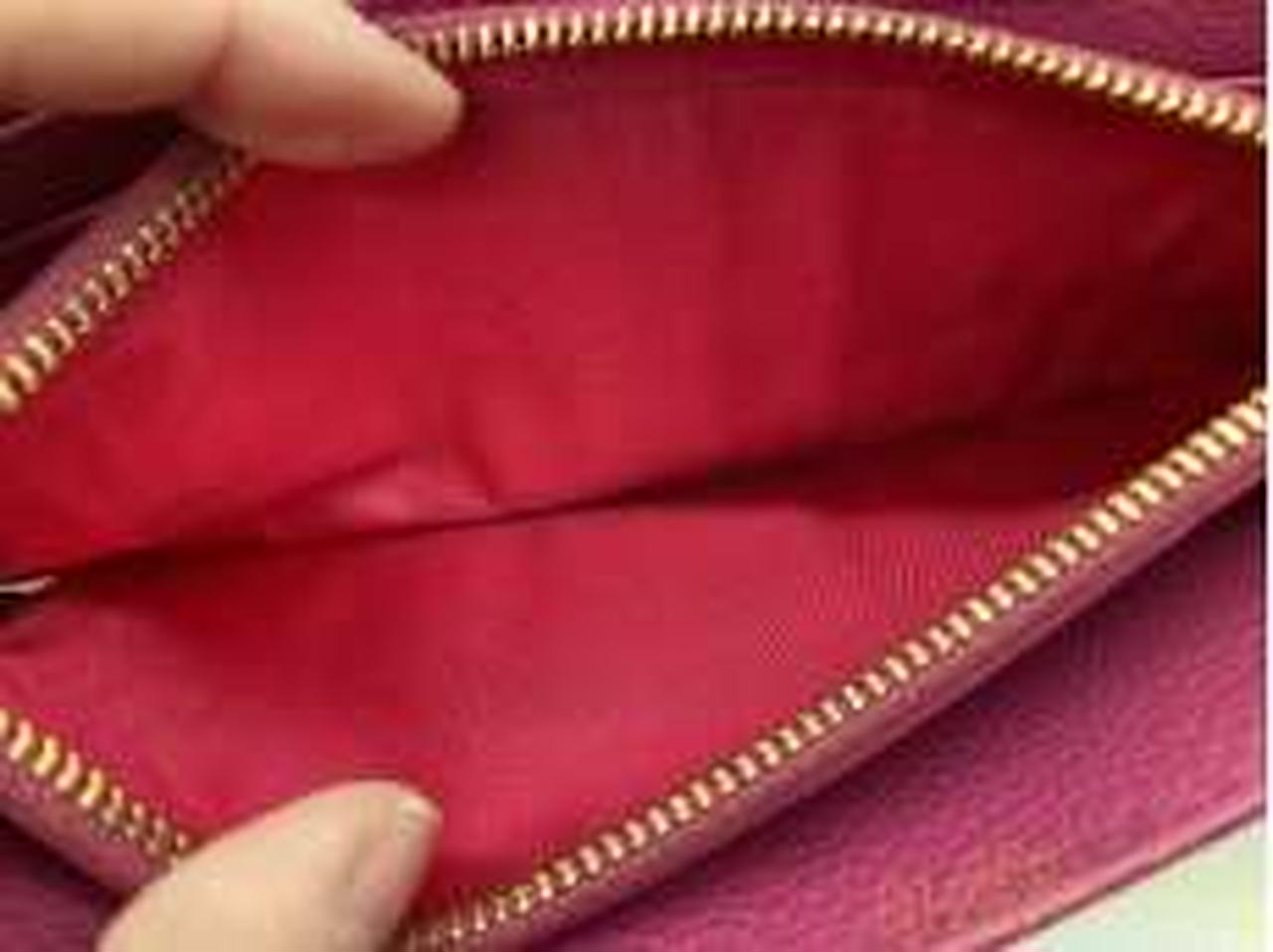 コイン入れ内汚れがあります