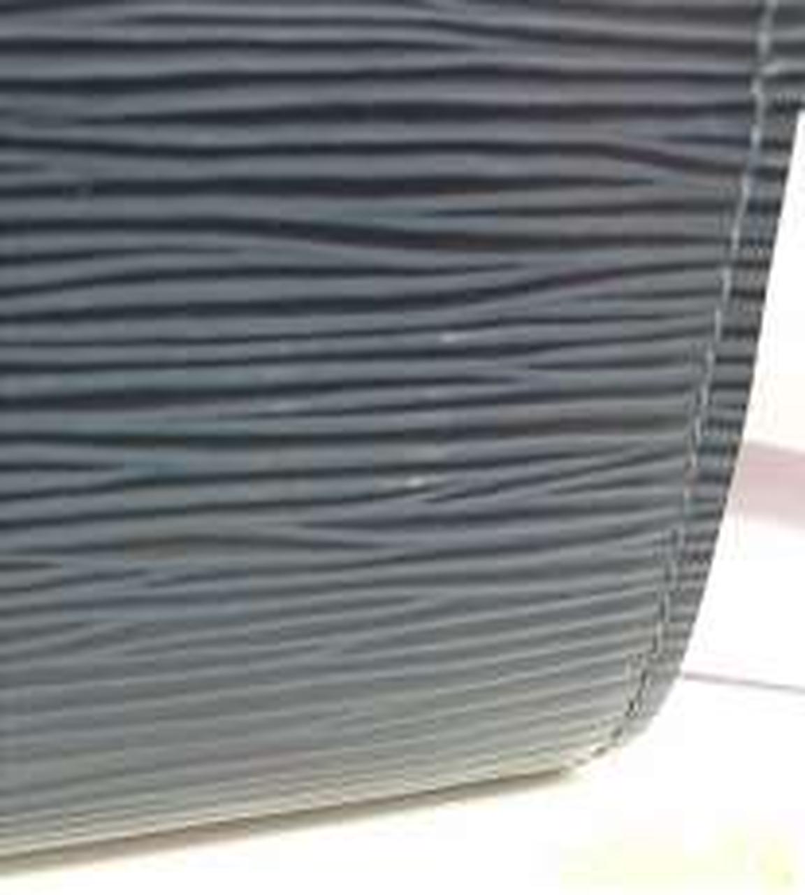 小さなキズがあります