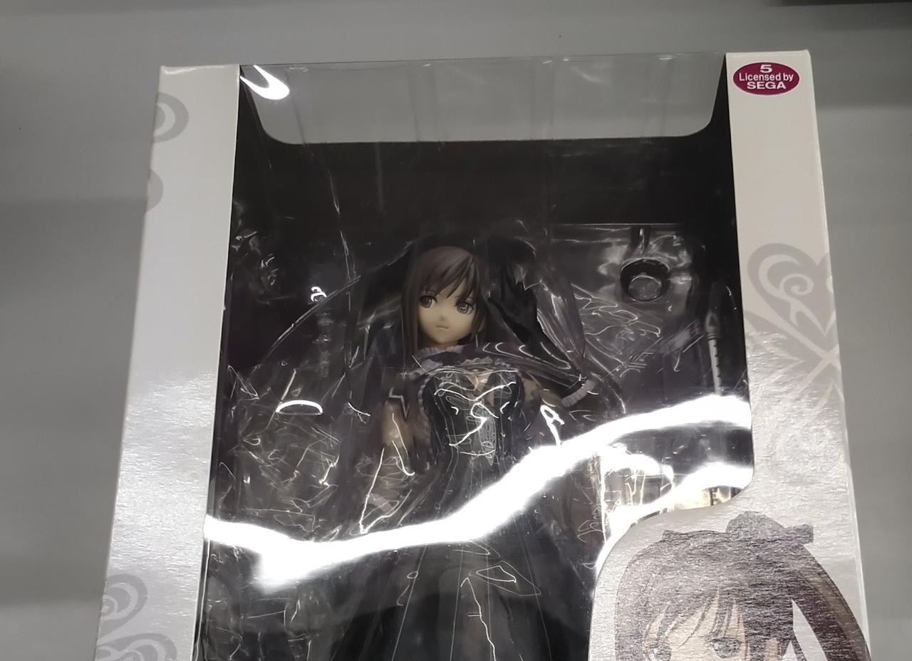 フィルムに傷汚れあります。