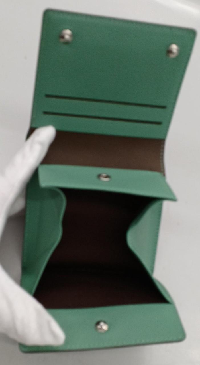 ボックスタイプのコイン入れです