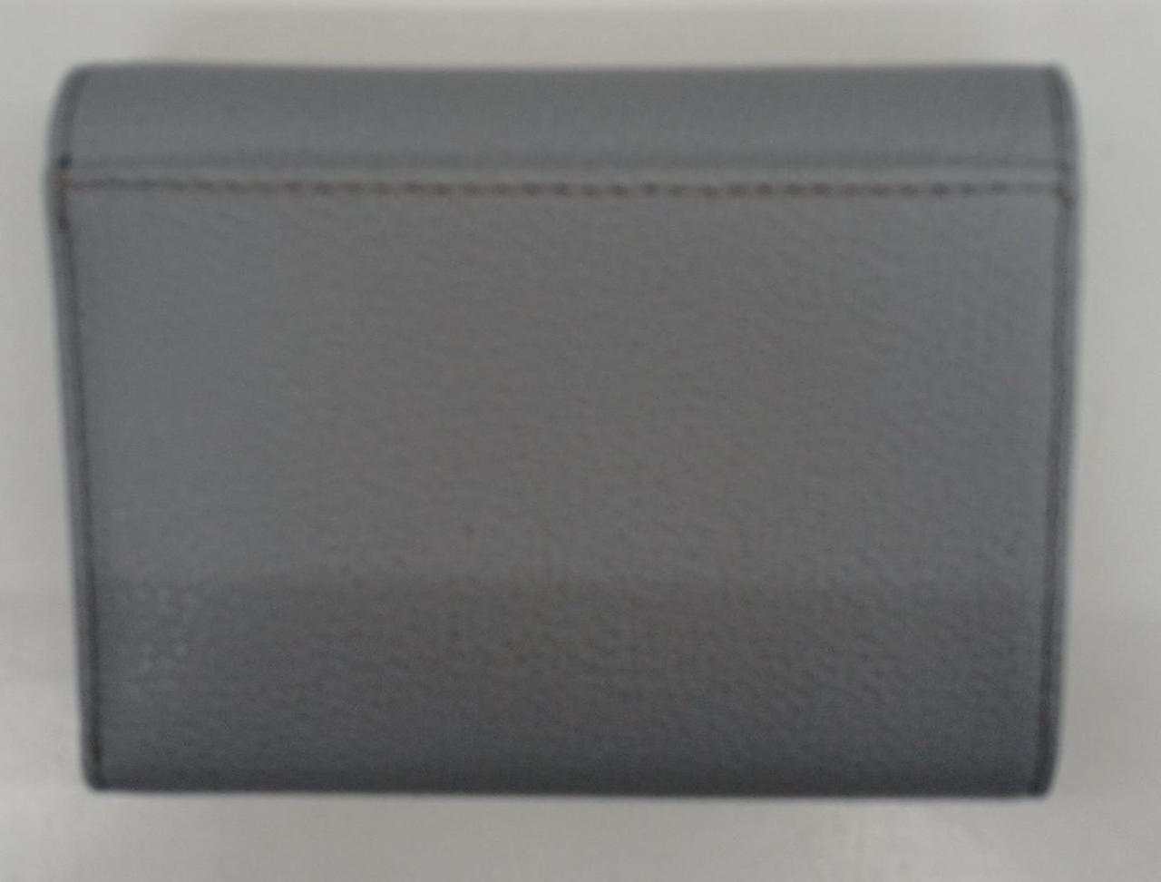 裏面にポケットがあります