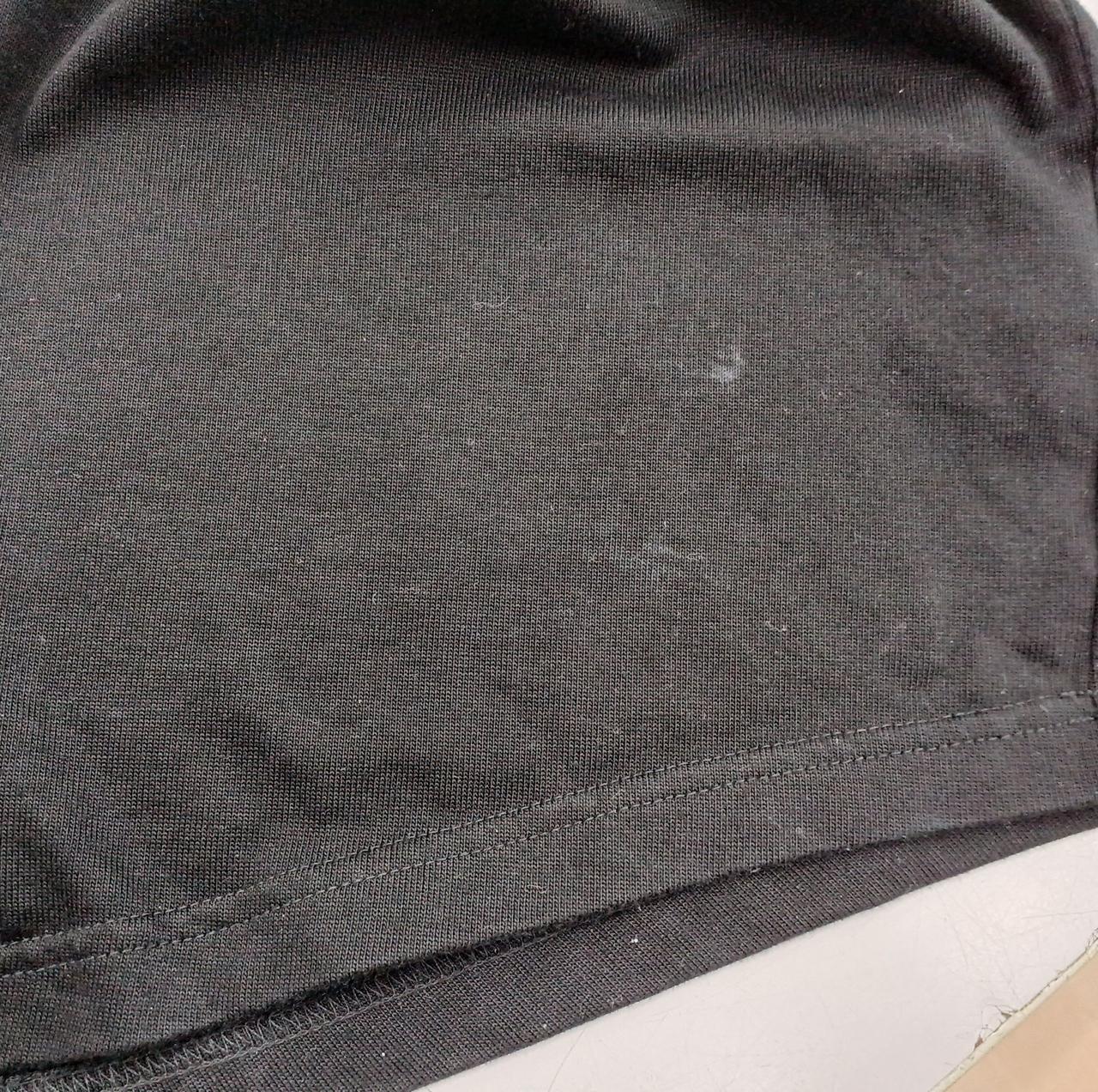 前側右下シミあり。