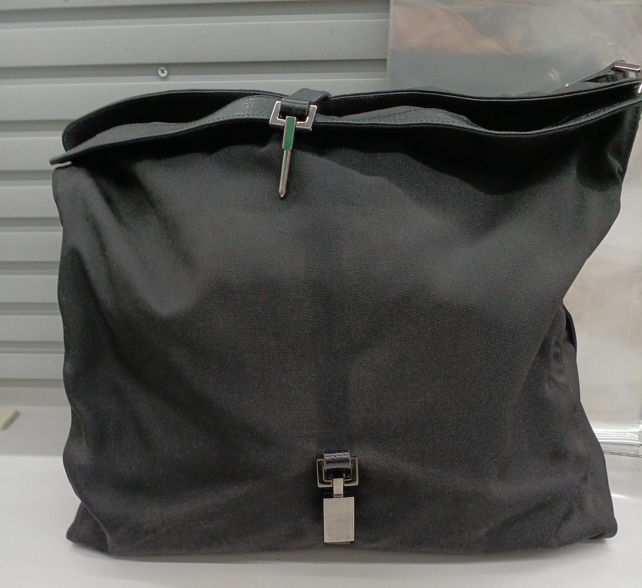 色褪せでベルト跡がくっきり出ます