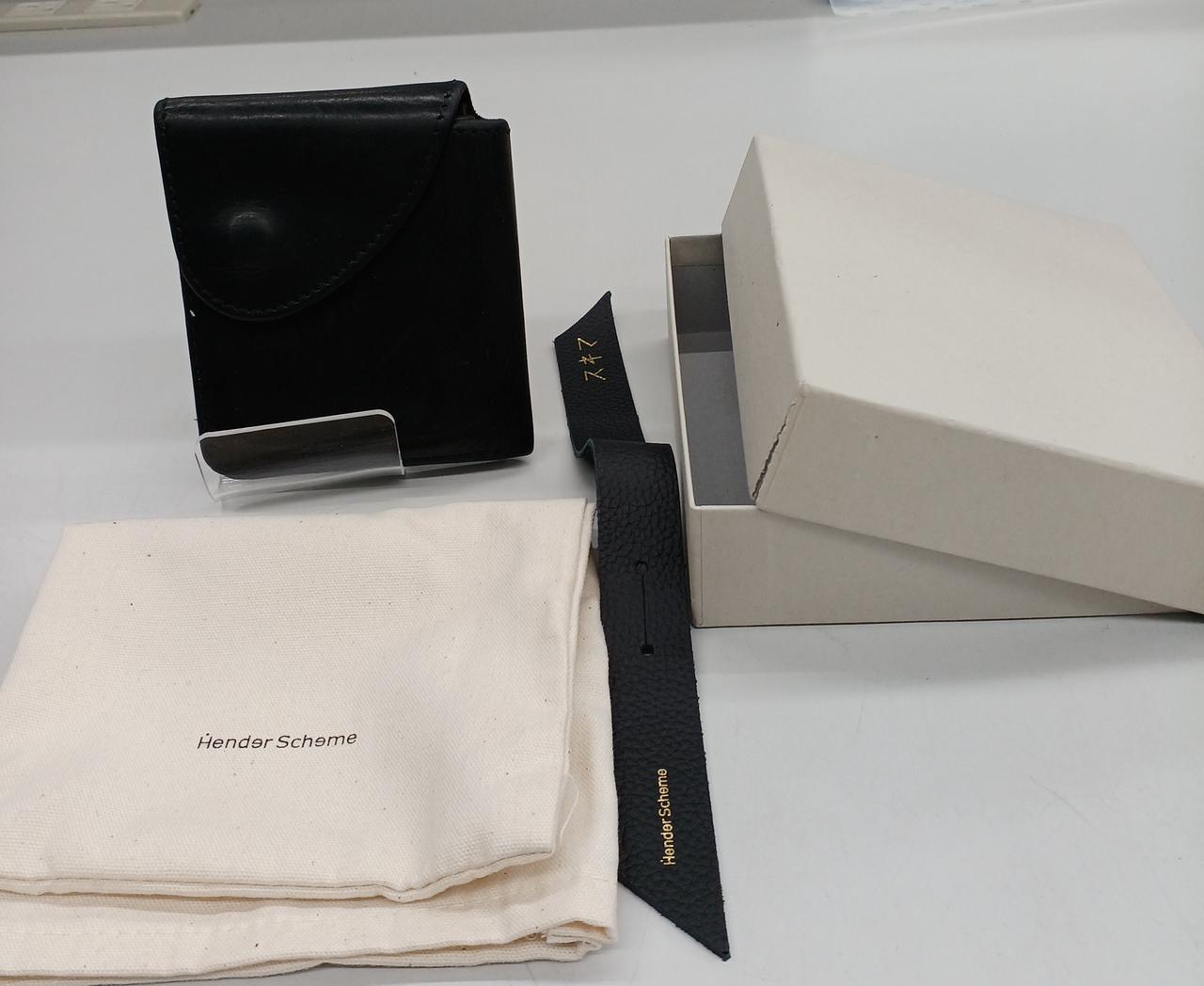 箱、保存袋付属です