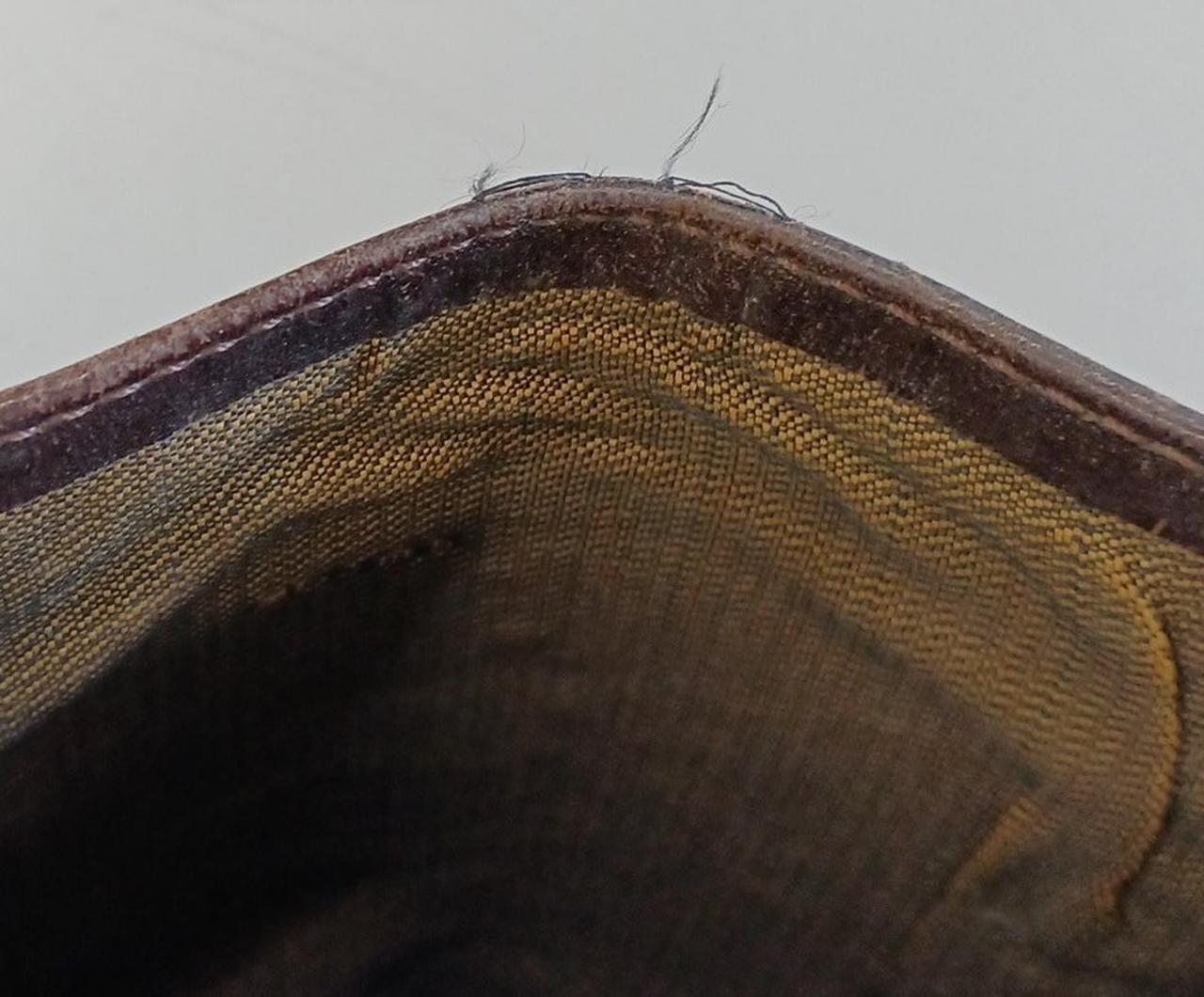 ほつれがあります