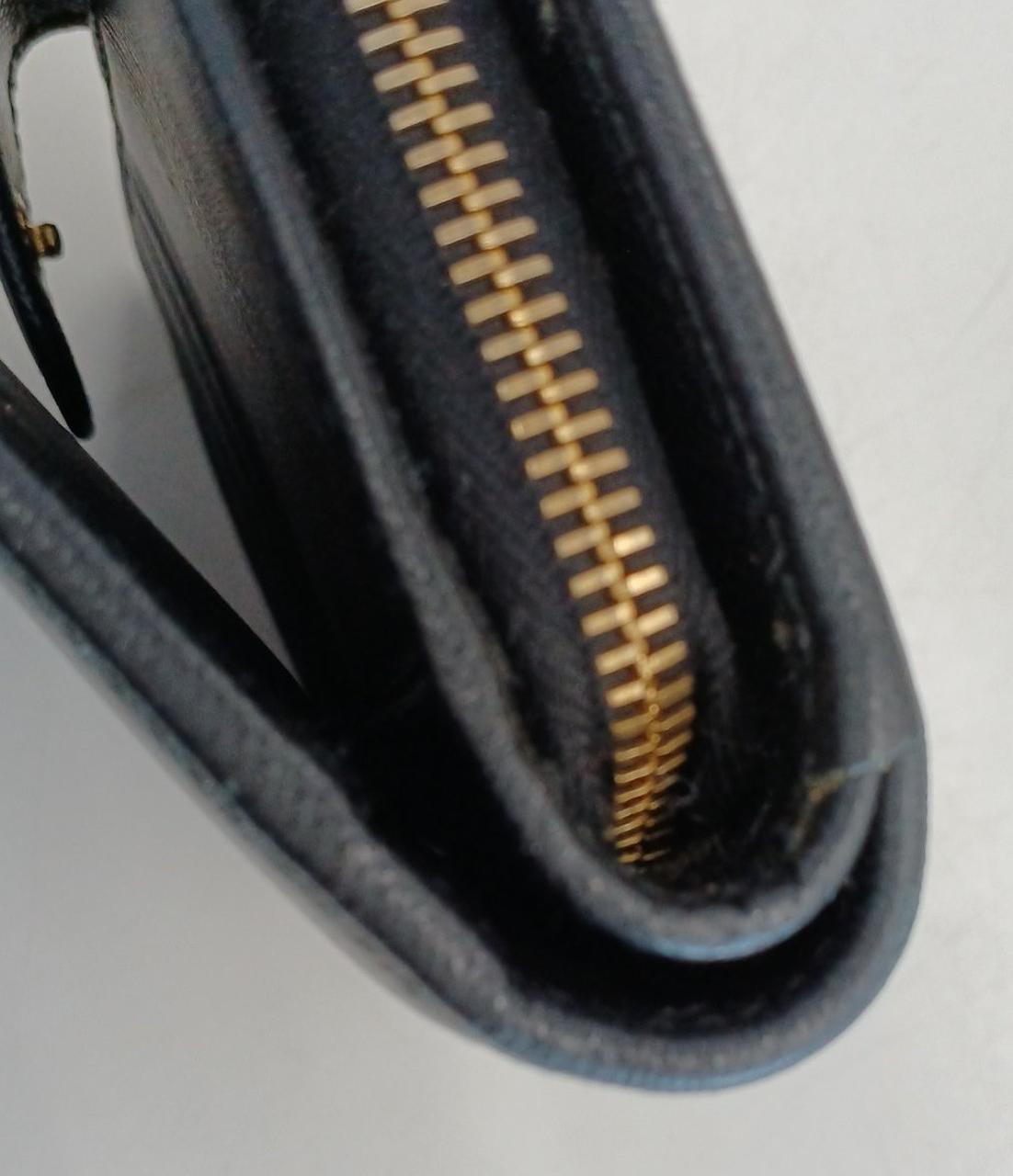 少し角スレがあります