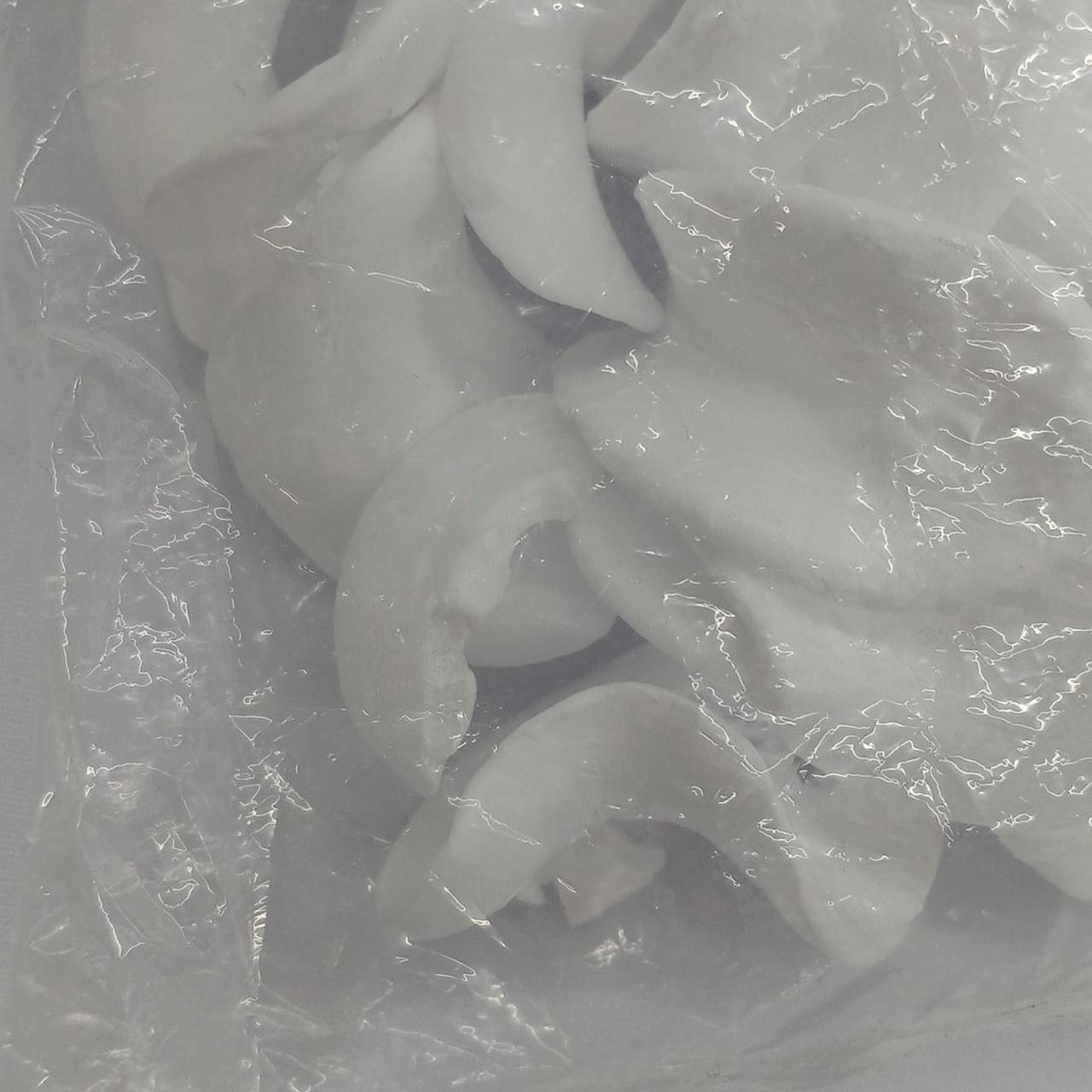 割れている物もあります。