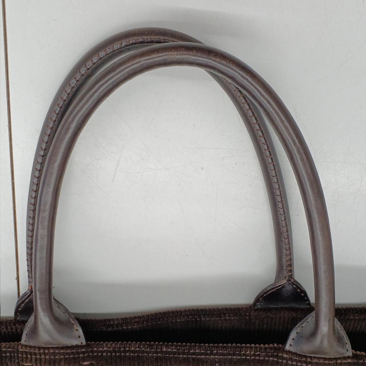 持ち手レザー部分にスレがあります