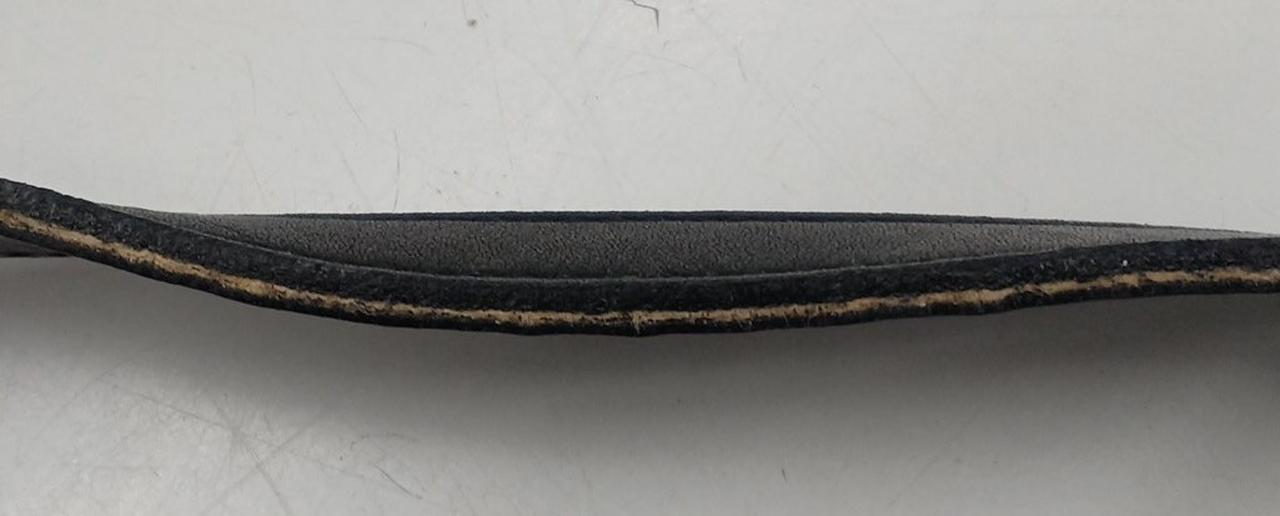 ショルダーにスレがあります