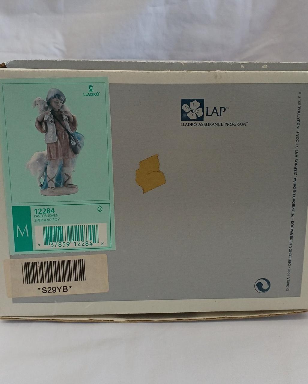 シール跡、汚れあり