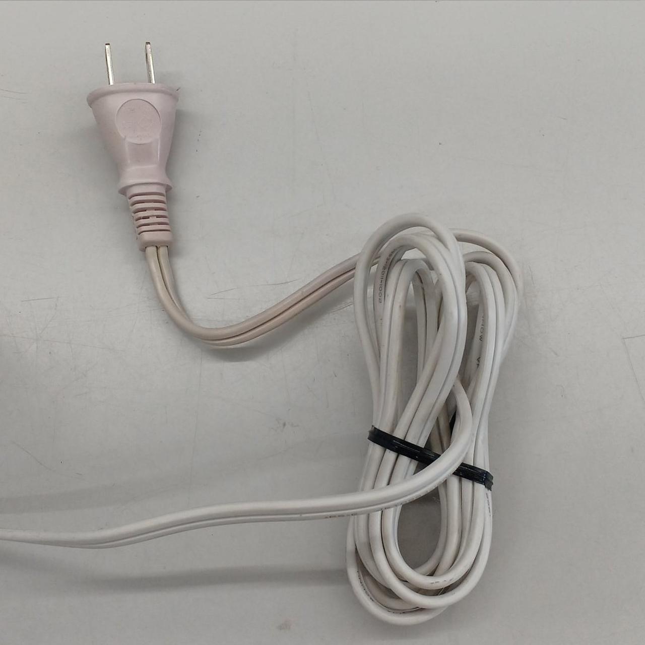 先がやや変色してます。