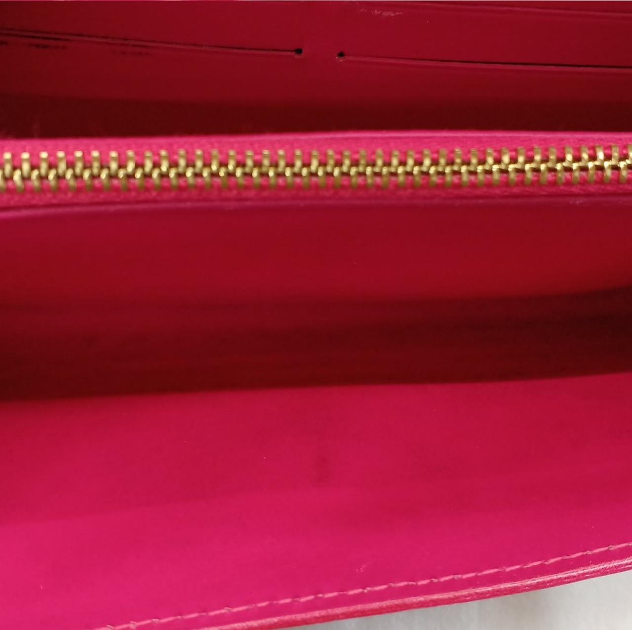 内側に汚れがあります