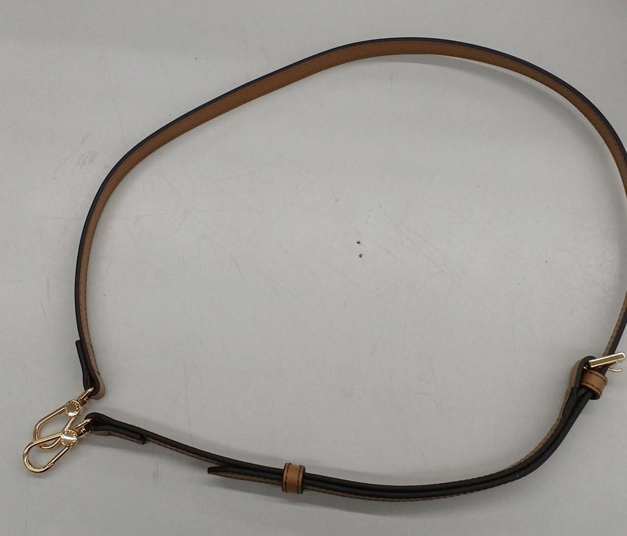 長いショルダーは取り外せます