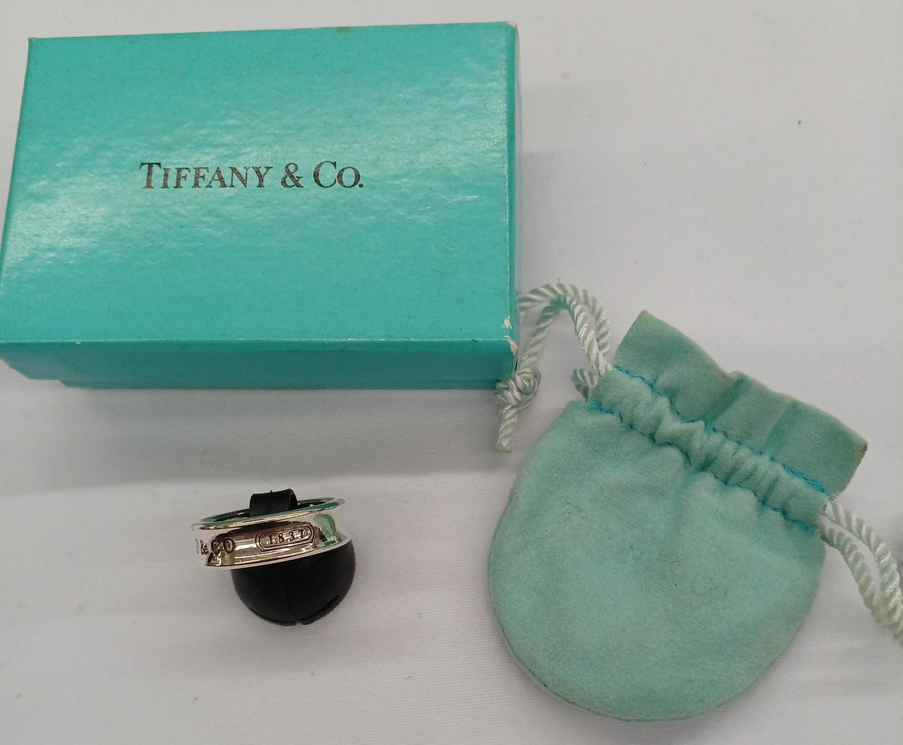 箱、保護袋付属です