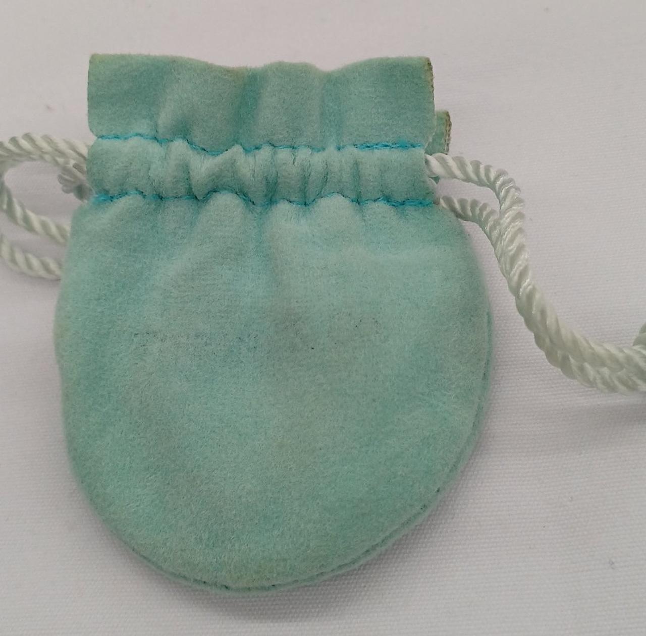 保護袋に変色があります