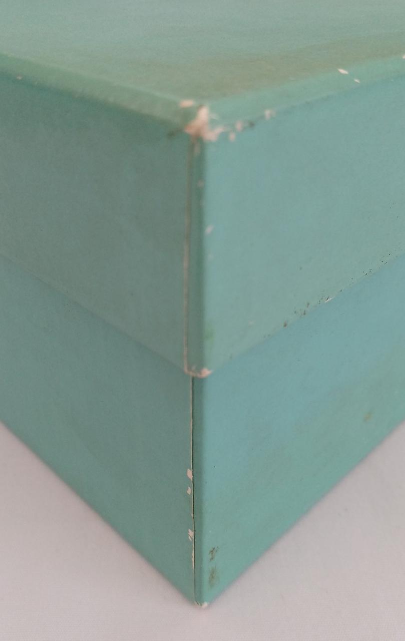 角スレ、汚れシミあり