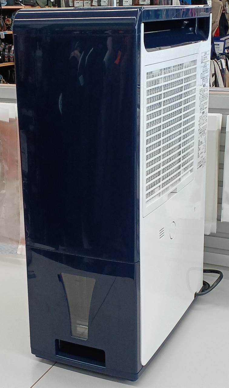 ⭐︎未開封⭐︎未使用⭐︎衣類乾燥除湿機 アイリスオーヤマ 衣類乾燥除湿機2L/日 IJD-P20-W 1台 - アスクル