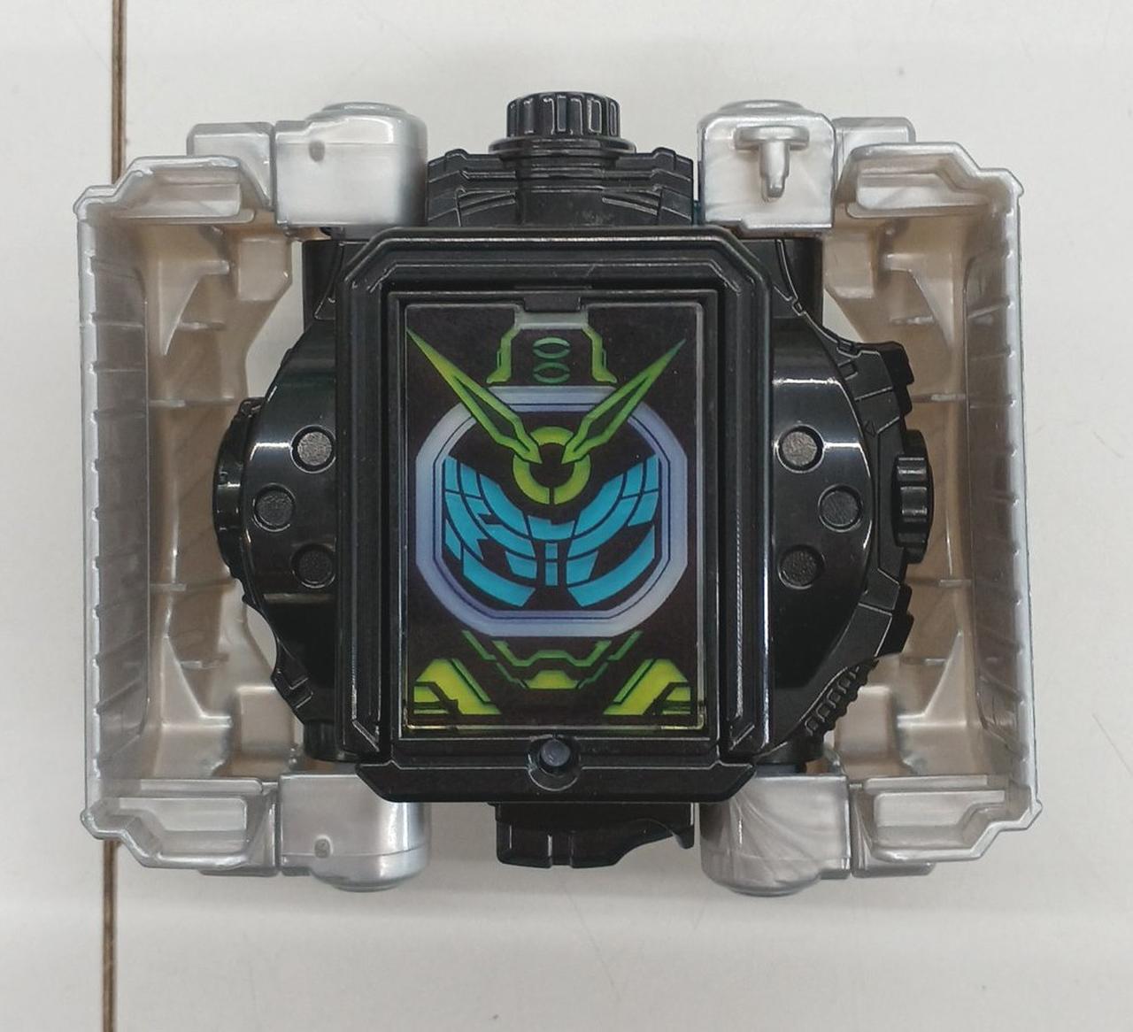 ウォズミライドウォッチ開閉パーツ緩いです