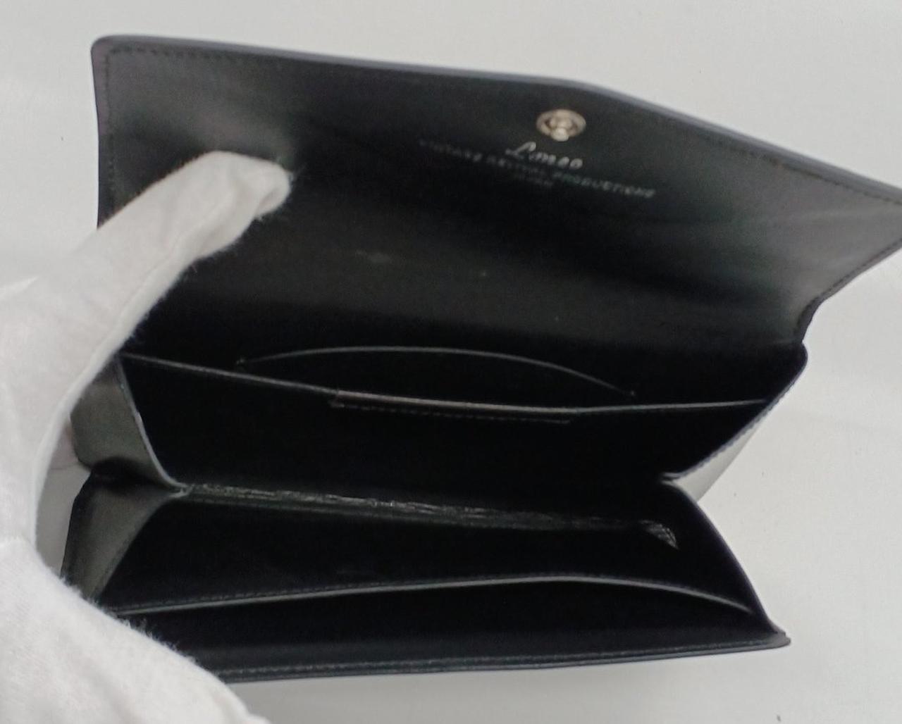 カード入れがおしゃれに配置されています