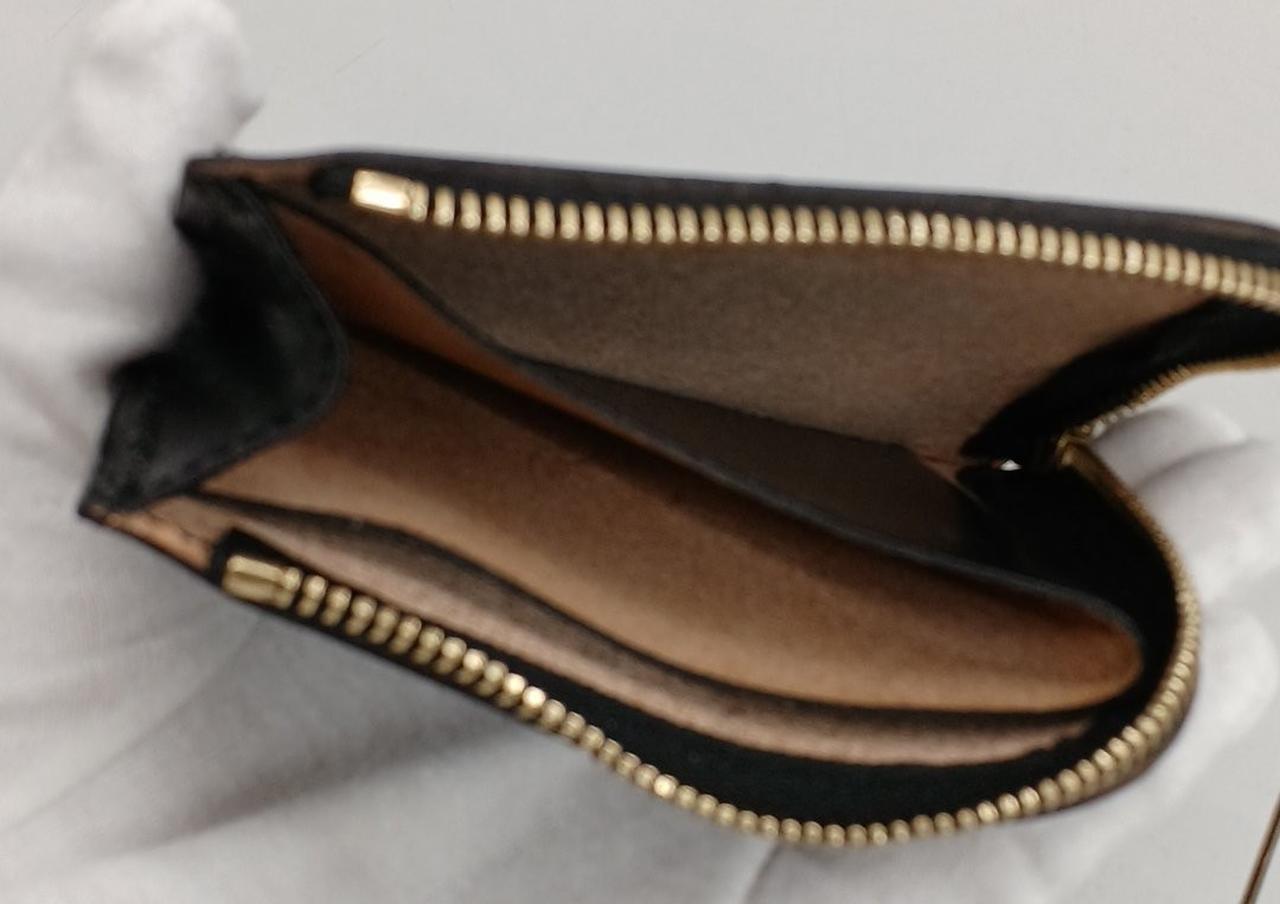 コインを入れることは可能です