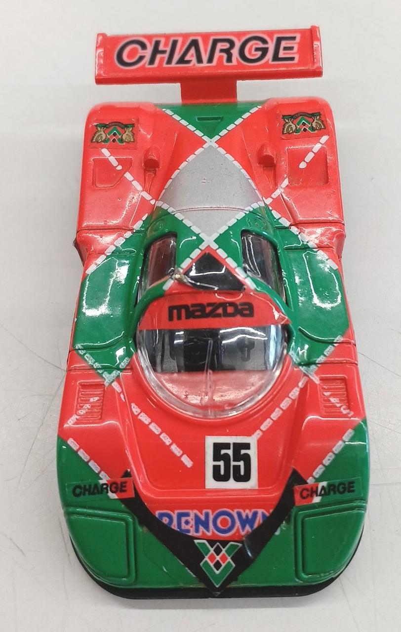 シール剥がれかけている部分あり