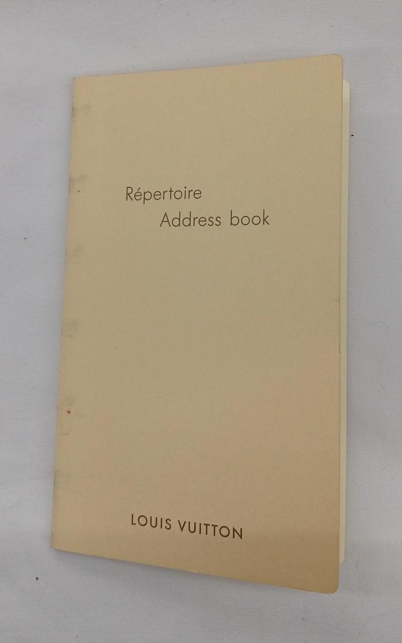 付属のアドレス帳です