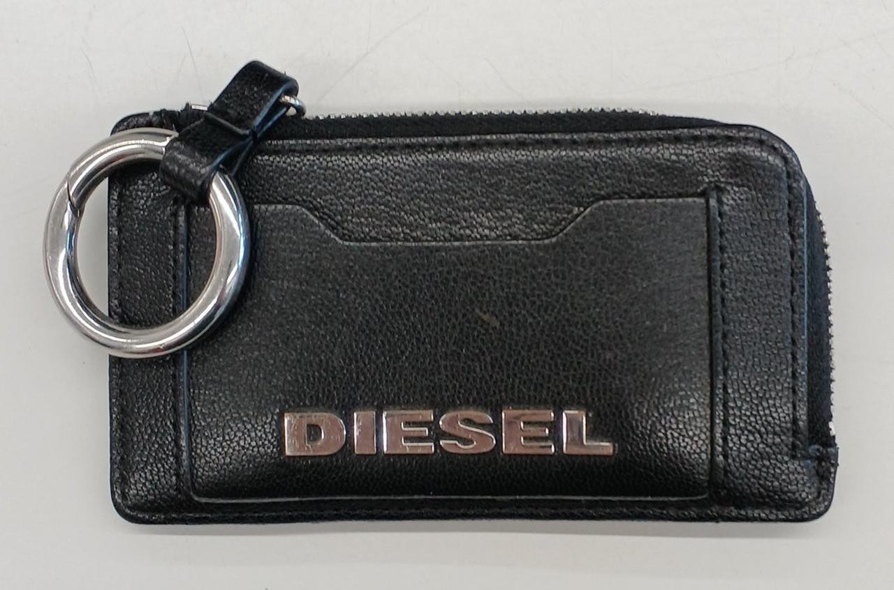 前面にポケット1つあります