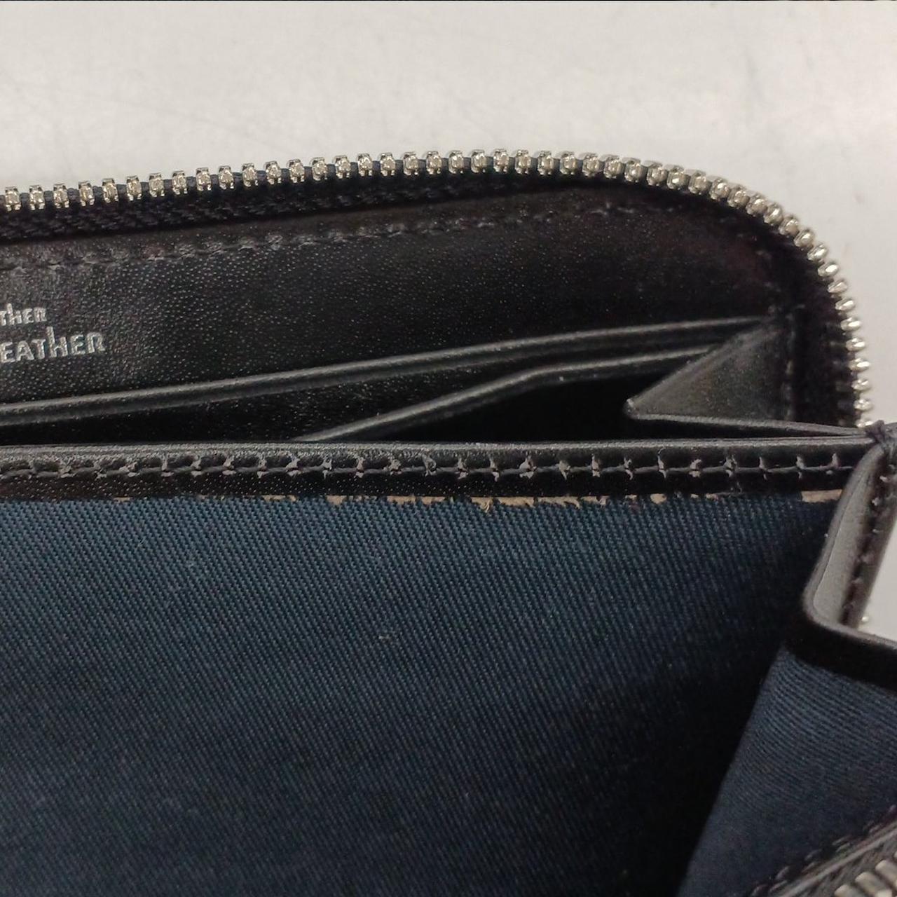 レザーの処理の甘い部分があります