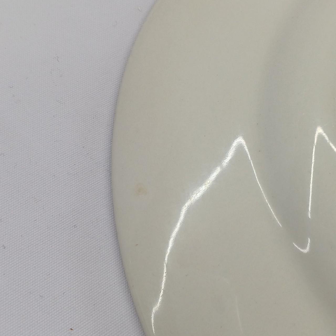 製造時の焼きムラやキズなどあり