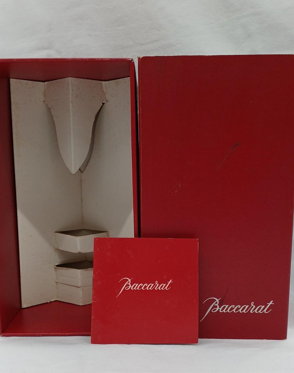 全体的に汚れあり。