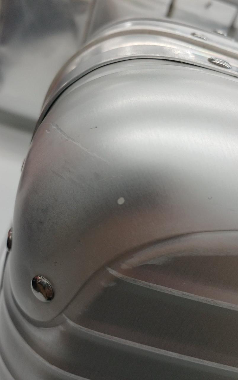 キズがあります