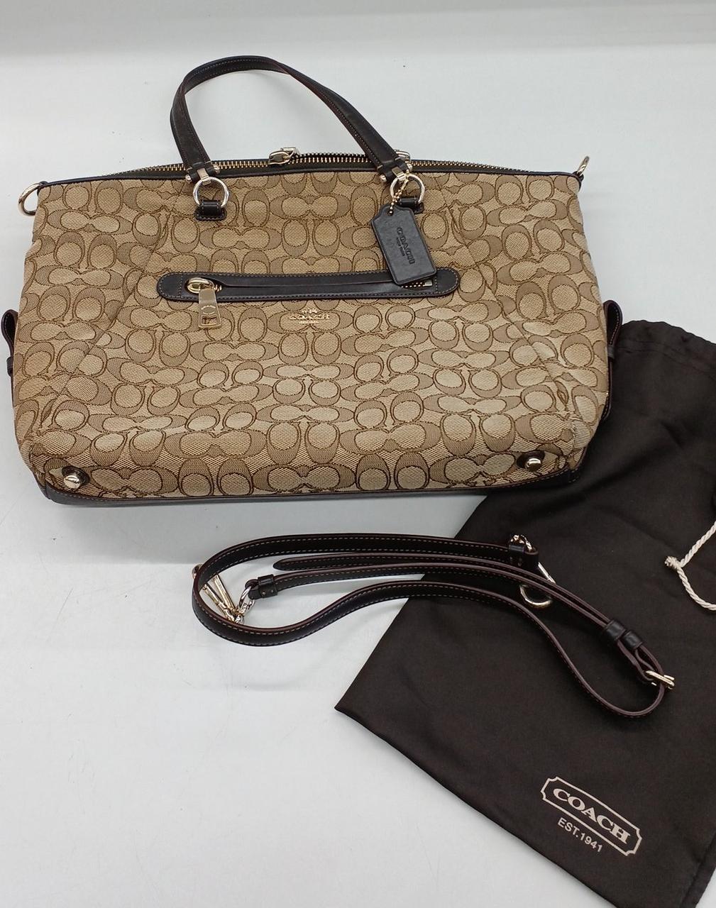 ショルダー、保護袋付属です