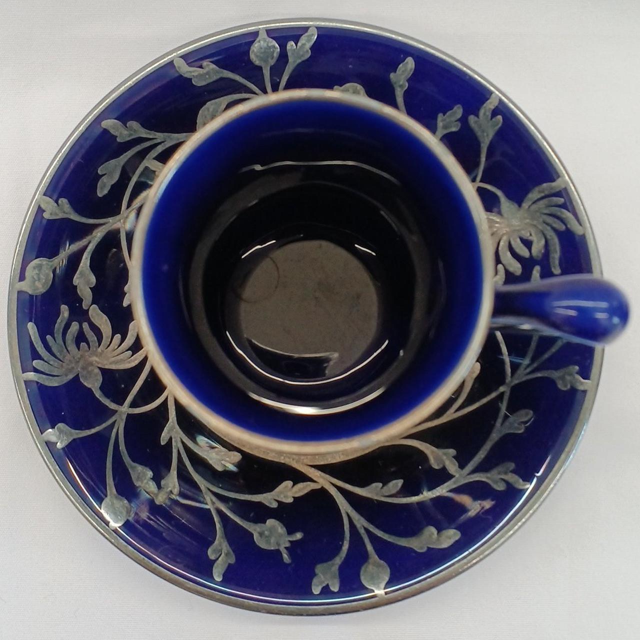 カップの縁などにキズあり