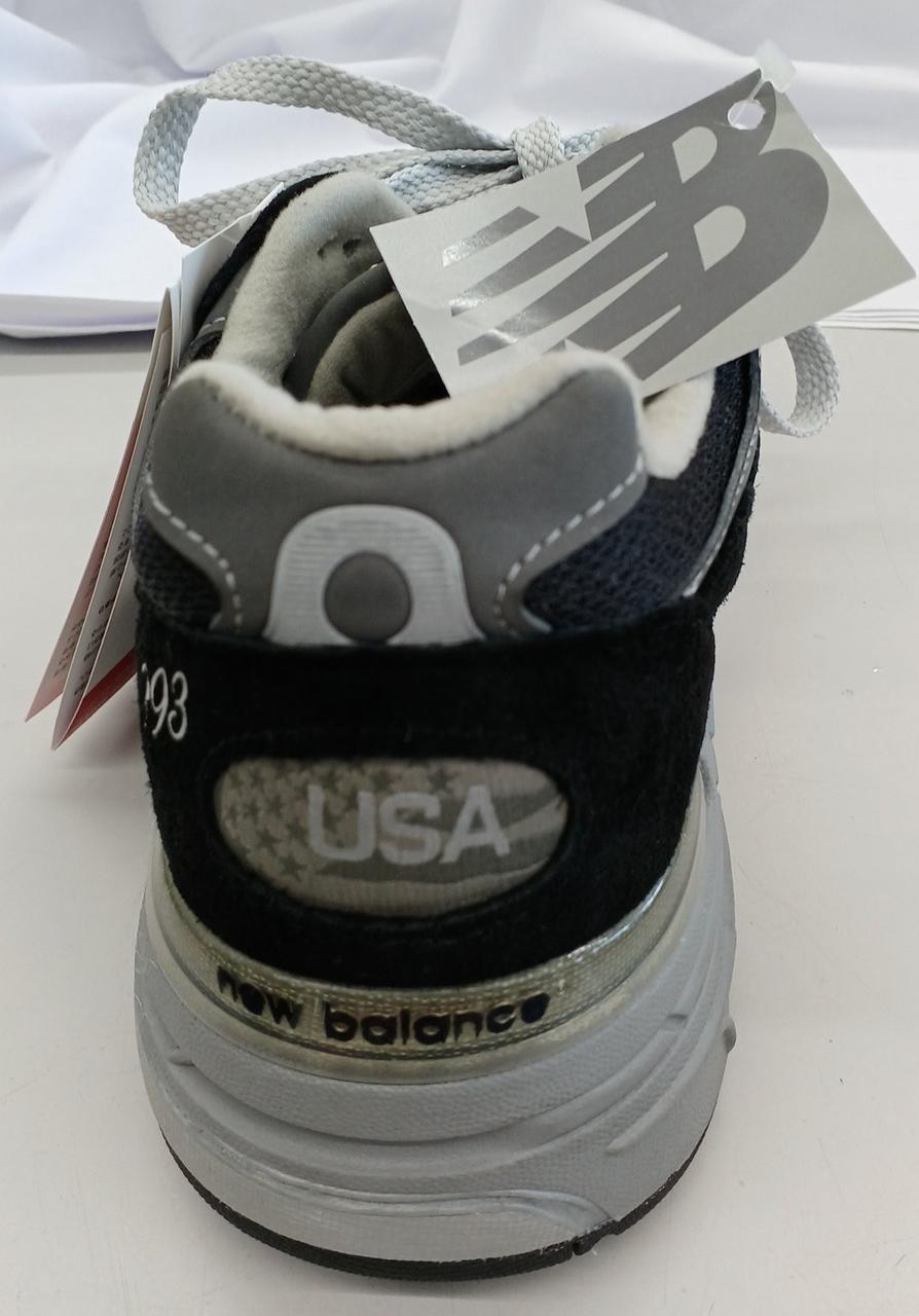 かかと側にもややスレがあります