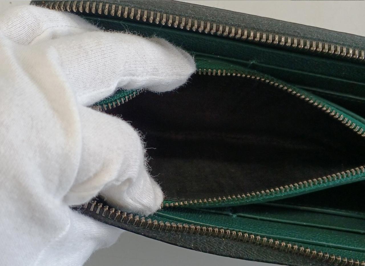 コイン入れ内に汚れがあります