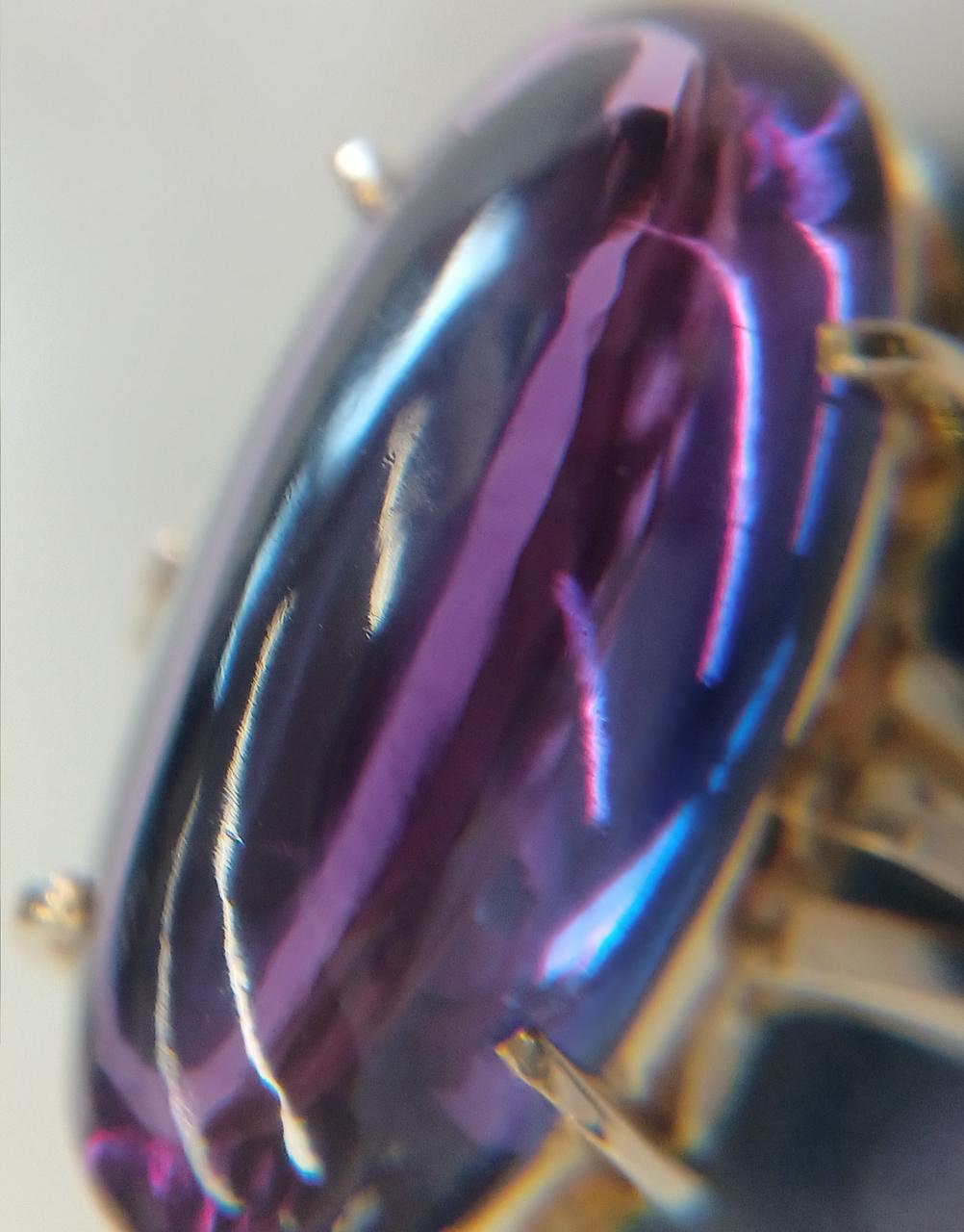 真ん中辺り表面に擦れあり