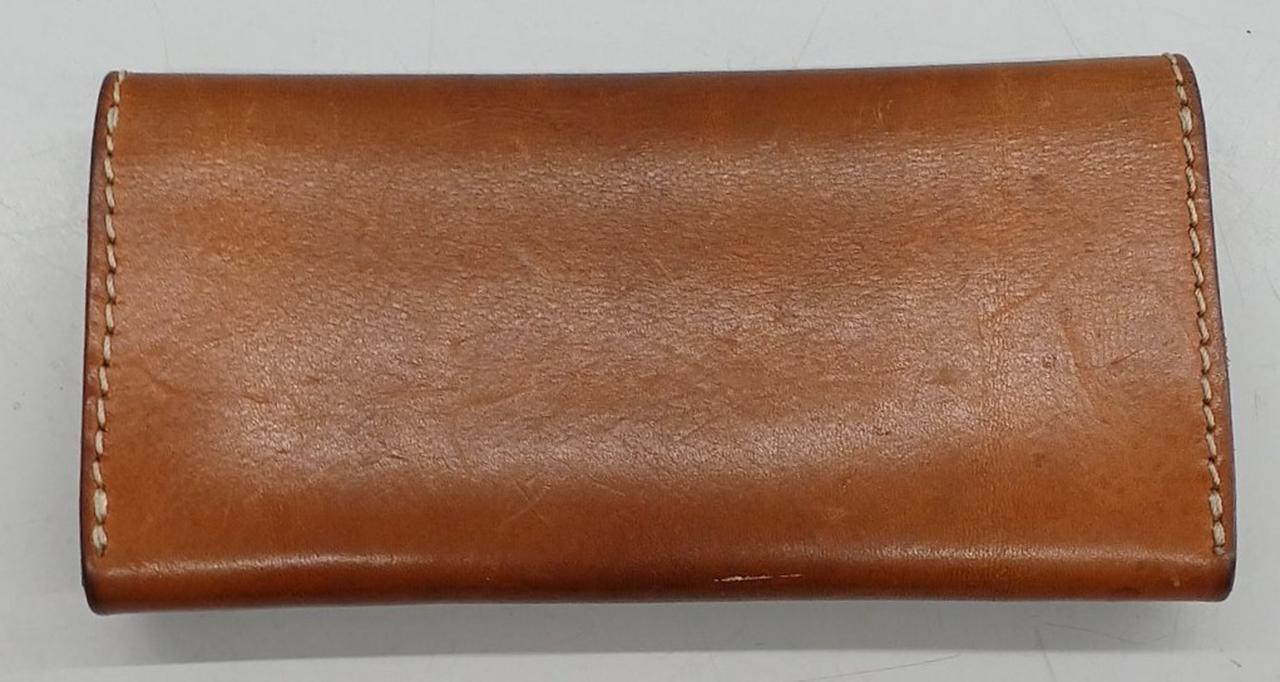 キズ、シミ汚れがあります