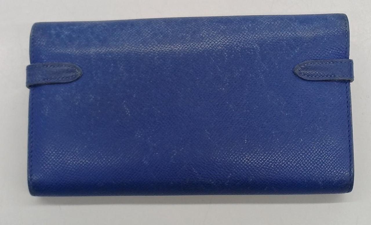 スレで白っぽくなっています