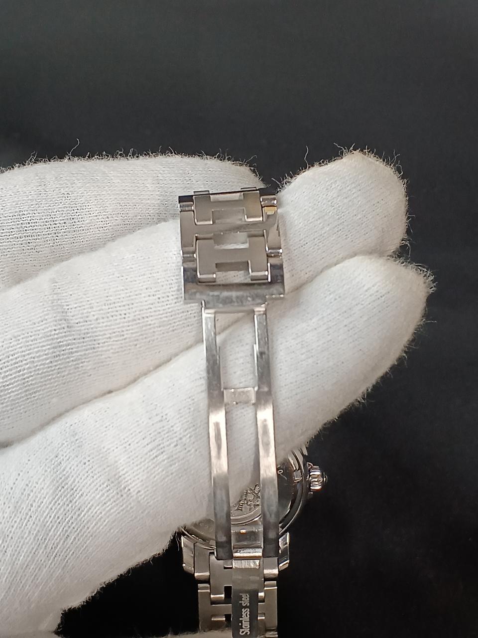 キズ有ります。