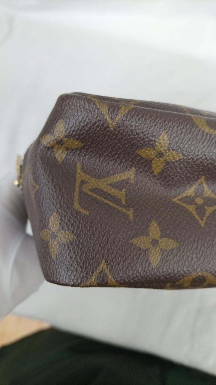 ルイヴィトン(LOUIS VUITTON)|トゥルーストワレット28|【ハードオフ 